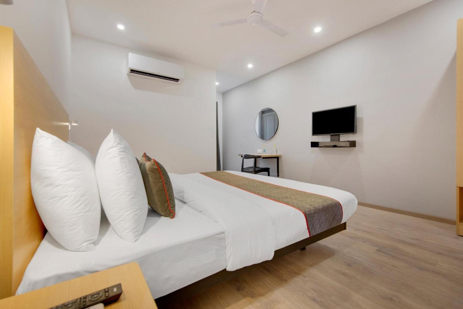 Hotel Aerotech Near Delhi Airport New Delhi Ngoại thất bức ảnh