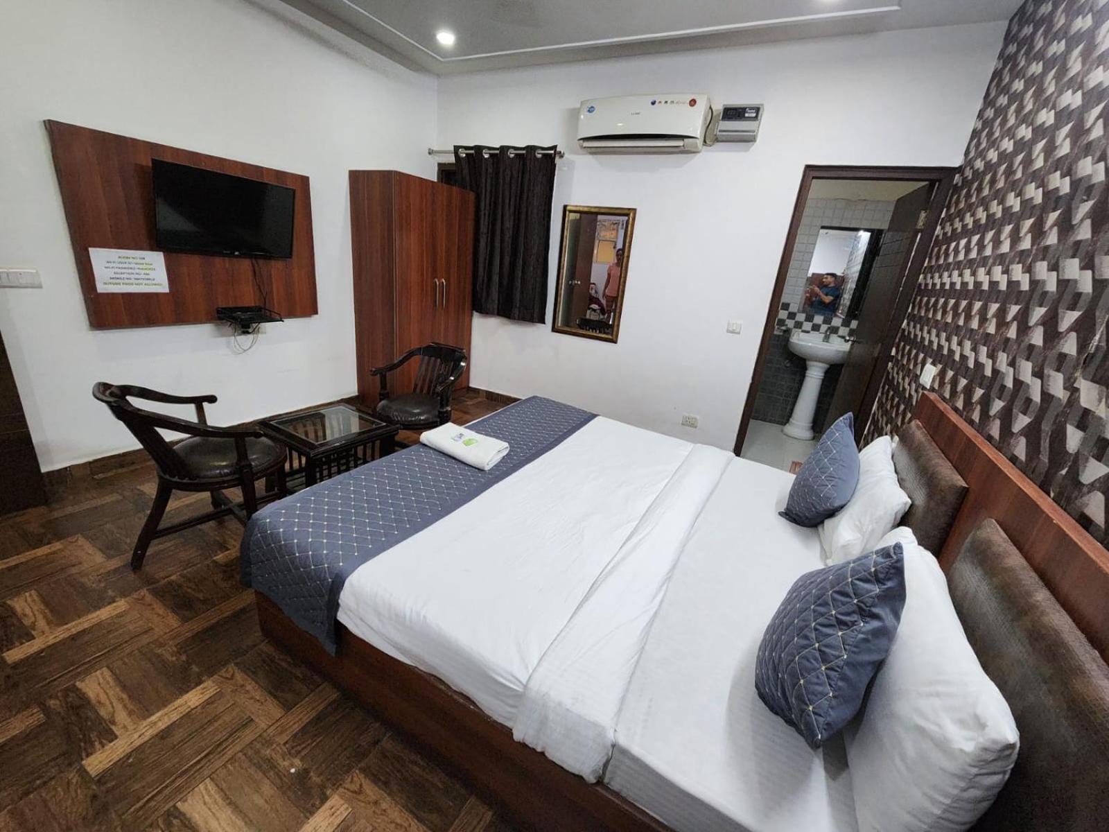 Hotel Aerotech Near Delhi Airport New Delhi Ngoại thất bức ảnh