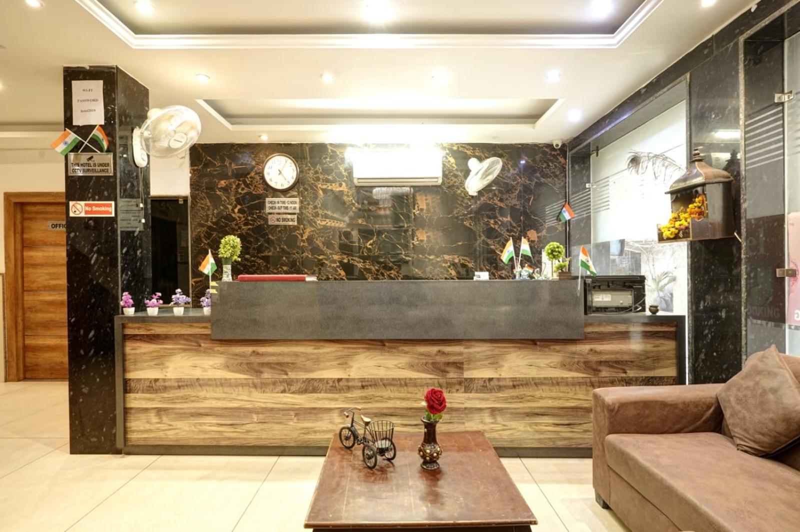 Hotel Aerotech Near Delhi Airport New Delhi Ngoại thất bức ảnh